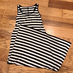 GAP maxi maternity dress